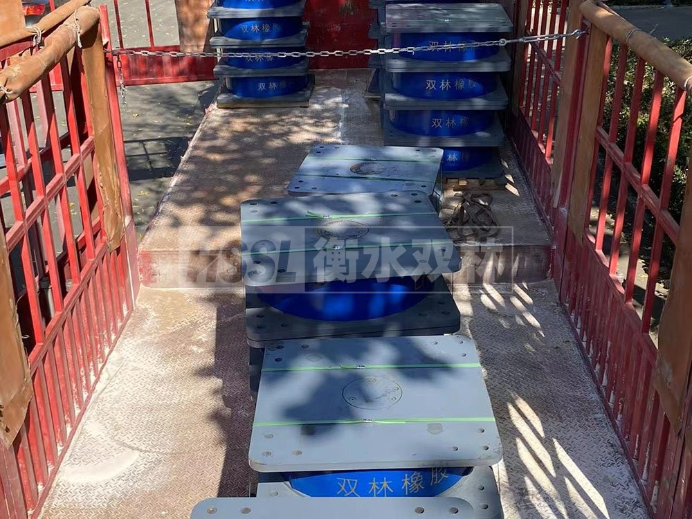 LNR橡胶隔震支座1300(II型)