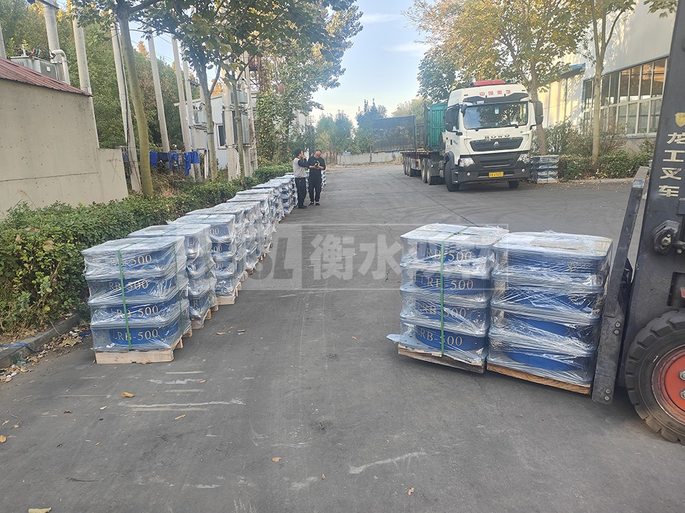 高阻尼叠层橡胶隔震支座生产厂家
