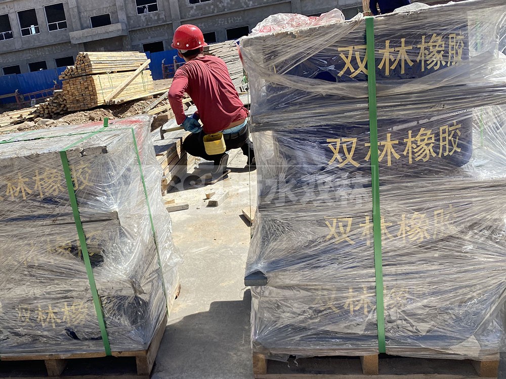 建筑橡胶铅芯支座厂家